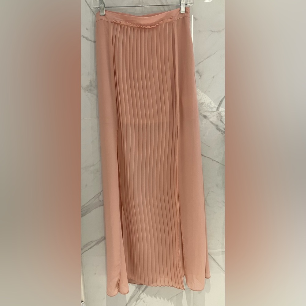 Beautiful Maxi Skirt - Size Medium